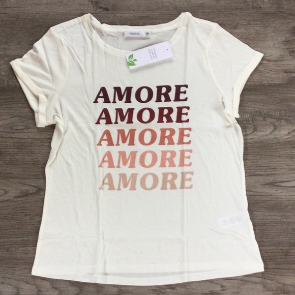 Ricki’s - “Amore” Graphic Tee - Picture 4 of 6
